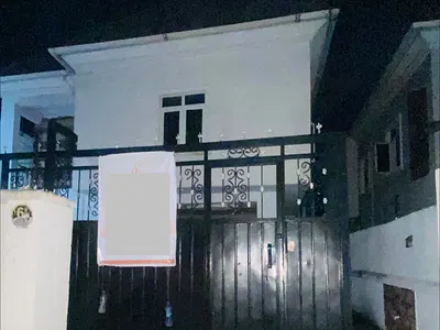 4 Bed Duplex