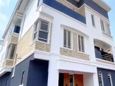 Exquisite 7 Bedroom Duplex