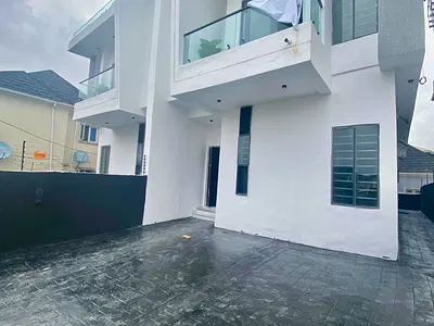 Suoer Brand New in Serene Environment with B Q
