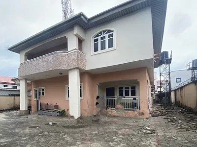 5 Bedroom Duplex with 2 BQ for Commercial