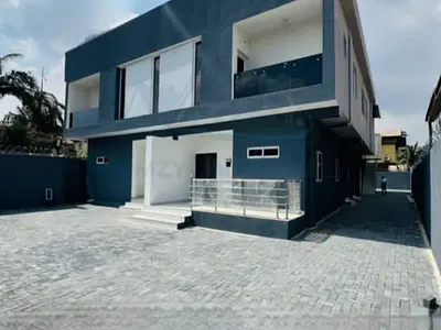 Newly Built 3-Bedroom Semi-Detached Duplex with a BQ
