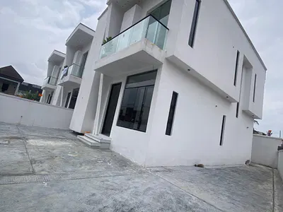 Brand New Luxury4-Bedroom Detached Duplex