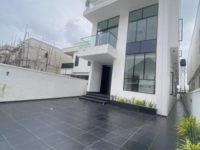 Brand New Luxury 5 Bedroom Detached Duplex with a BQ and Study Room