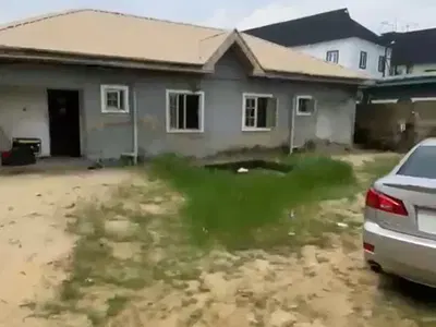 670 SQM of Residential Land with Building Inside
