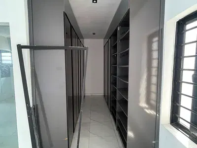 Luxury 5-Bedroom Detached Duplex with Excellent Facility