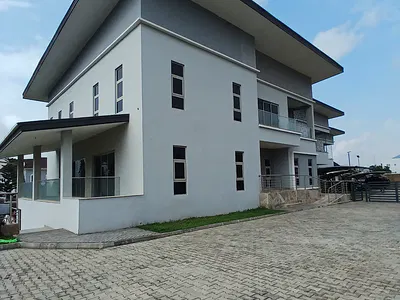 Brand New 4 Bedroom Detached Duplex with 2room BQ