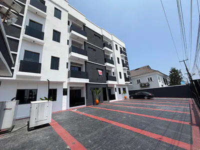Aesthetically Pleasing 3 Bedroom Flat with BQ and Elevator