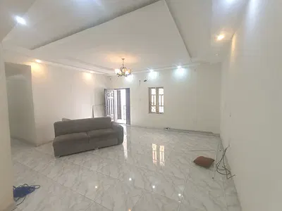 Luxury Standard 3 Bedroom Flat Upstairs — Ologolo, Lekki, Lagos