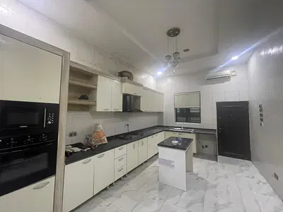 Exclusive Listing 5 Bedroom Fully Detached Duplex + BQ