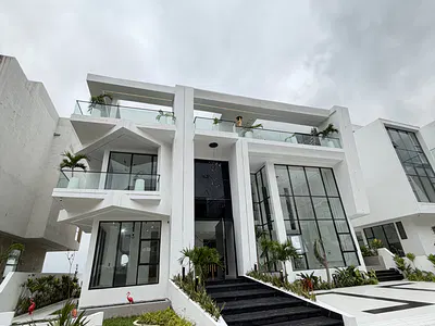 Brand New 5bedroom Detached Duplex with BQ