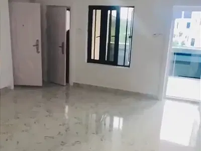 Clean Standard Ensuit 2 Bedroom Apt Up Floor