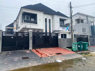 4bedroom Semi Detached Duplex