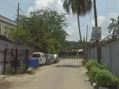 Land Measuring 1, 000SQM with a Structure