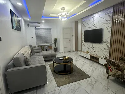 Cozy 2 Bedroom Apartment