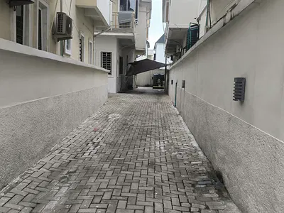 Fully Serviced and Luxury Single Bedroom Apartment BQ — Lakeview Estate Chevron, Lekki Expressway, Lekki, Lagos