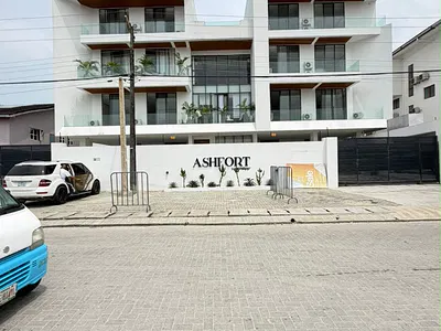 Standard 1 Bedroom Apartment with Swimming Pool & Elevator -- Ideal for