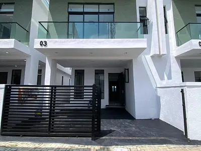 4 Bedroom Semi-Detached