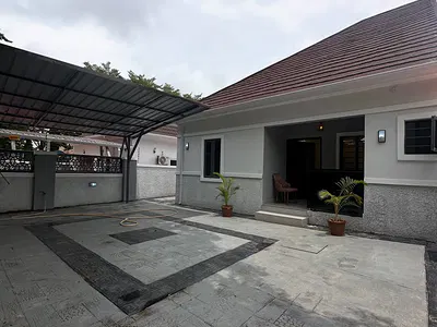 New 3 Bedroom Semi Detached Bungalow All Rooms Are En-Suite