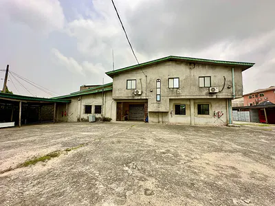 An Existing Standard and Spacious Warehouse on 4 Plots of Land