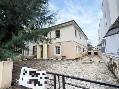 Well Built 4 Bedroom Semi-Detached Duplex with BQ