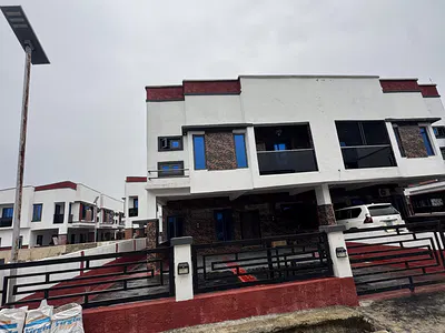 Brand New Luxurious Sweet 4 Bedroom Duplex with BQ Self Compound