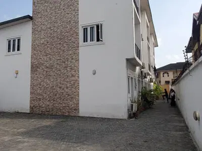 Spacious Self Serviced 3 Bedroom Terrace with a Room BQ