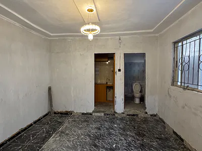 Renovated Mini Flat with Pop