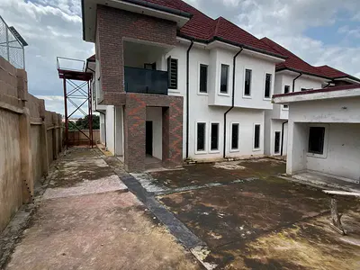 Very Beautiful and Strategic 4 Bedroom Duplex