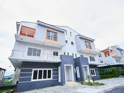 4 Bedroom Semi Detached Duplex with 2 Rooms BQ