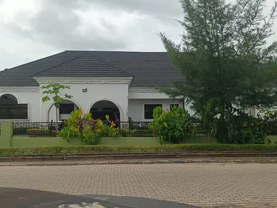 Luxury 4 Bedroom Bungalow