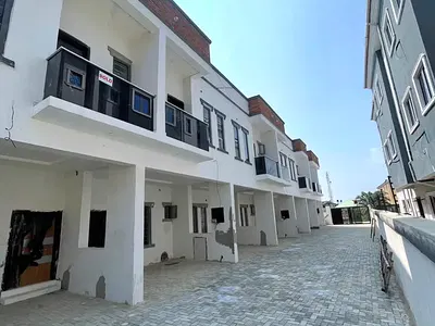 Newly Built 3-Bedroom Terraced Duplexl