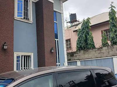 5 Bedrooms Semi Detached Duplex