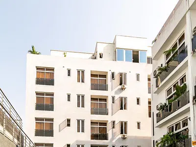 Magnificent 3 Bedroom Apartment with BQ