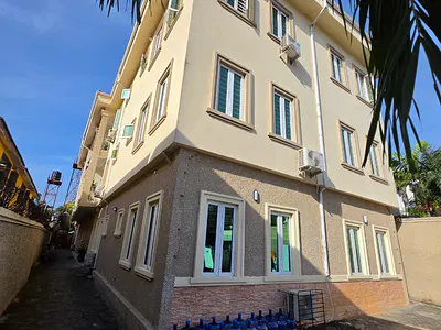 Elegant 3 Bedroom Apartment with BQ