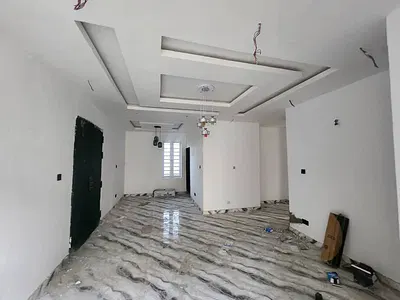 Very Sharp and Standard 2 Bedroom Apartment
