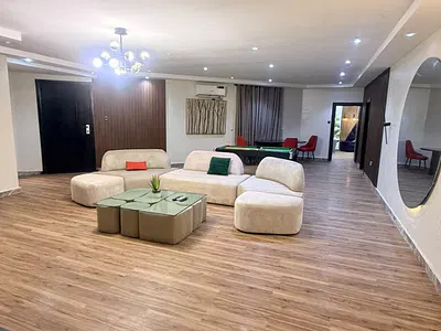 Exquisite 3 Bedroom Apartment