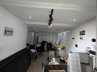 40SQM Shop / Office Space on the Ground Floor
