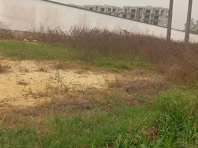 1 Hectare of Dry Table Land at Sangotedo