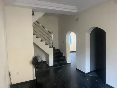 Well Renovated Self Compound 5 Bedroom Semi-Detached Duplex