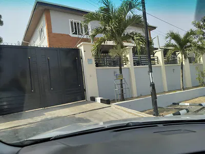 A Fully Detached 4 Bedrooms Duplex All Rooms Ensuite. Gate / Security