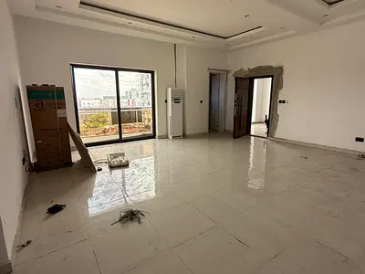 Brand New 3bedroom with Pool Acs Fully Serviced