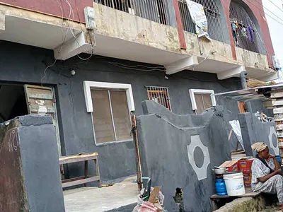 Block of 3 and 2 Bedroom Flat