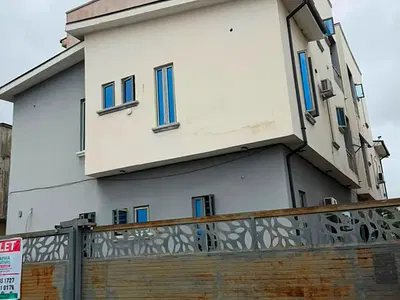 Spacious and Well Maintained 2 Bedroom