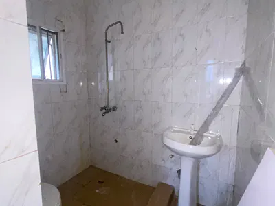 Clean 2 Bedroom Apartment