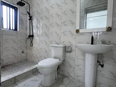 Serviced and Very Spacious 2 Bedroom Apartment