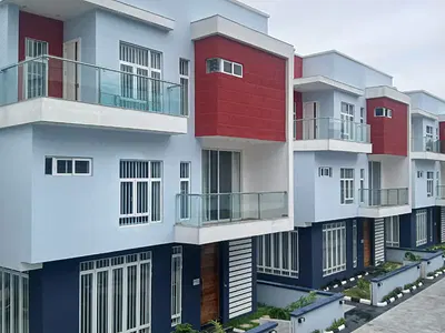 Newly Built 4 Bedrooms Detached Duplex