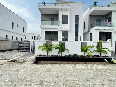 4 Bedroom with BQ
