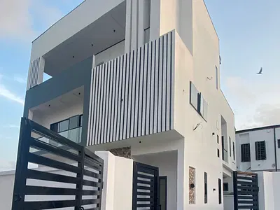 Good Deal 5-Bedroom Fully Detached Duplex with BQ