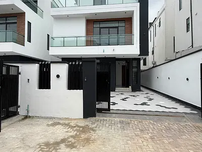 Newly Finished 5 Bedroom Duplex — Chevron Drive, Lekki, Lagos