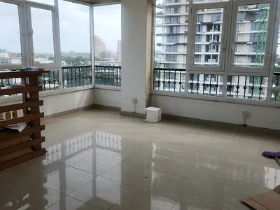 Luxury 4-Bedroom Penthouse with 2 Room BQ